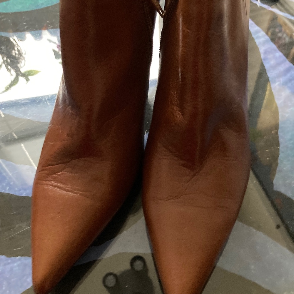 Leather brown booties